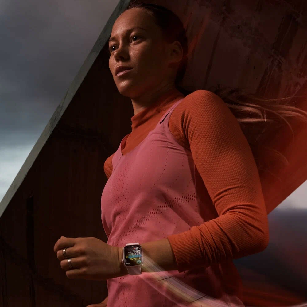 Умные часы Apple Watch Series 9 41 мм Aluminium Case GPS, Pink/Storm Blue Sport Band